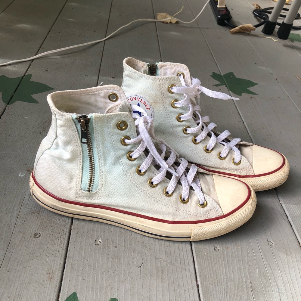 Zip Up Converse